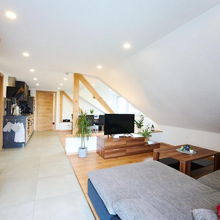 Ruhige Ferienwohnung Naehe Des Zentrums Marktoberdorf Exterior foto