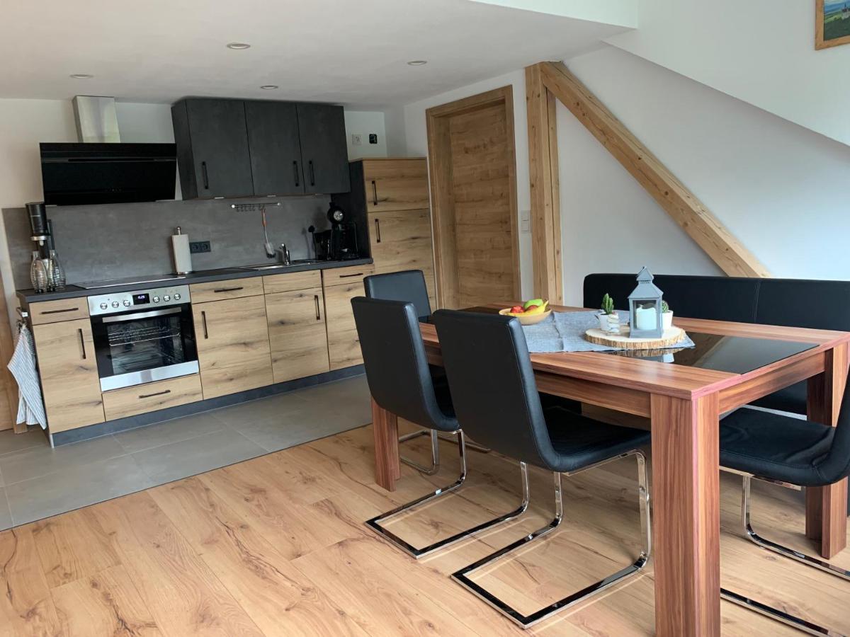 Ruhige Ferienwohnung Naehe Des Zentrums Marktoberdorf Exterior foto